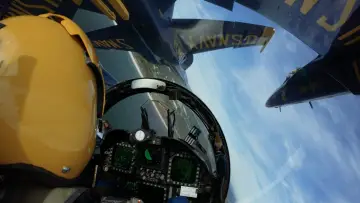 Zasłona do filmu "The Blue Angels" #490588