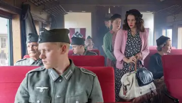Zasłona do filmu "Escape from Germany" #639933