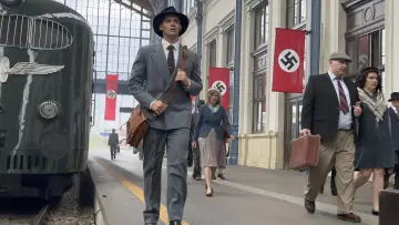 Zasłona do filmu "Escape from Germany" #639938