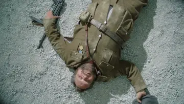 Zasłona do filmu "Poslednji heroj" #467927