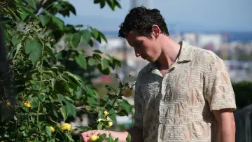 Zasłona do filmu "Rosebush Pruning" #952561