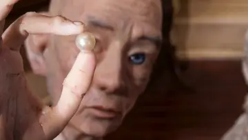 Zasłona do filmu "La jeune fille qui pleurait des perles" #780982
