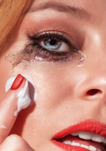 Plakat do filmu "Skincare" #637692
