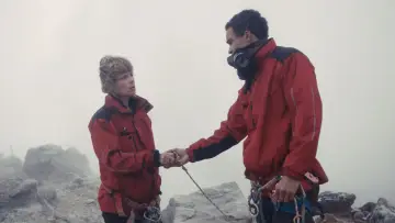 Zasłona do filmu "Magma" #725391