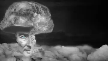 Zasłona do filmu "To End All War: Oppenheimer & the Atomic Bomb" #347041