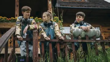 Zasłona do filmu "Za duży na bajki 2" #487213