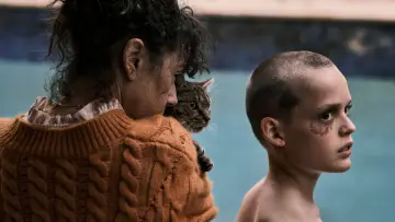Zasłona do filmu "Oddaj ją" #548055