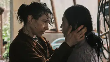 Zasłona do filmu "Oddaj ją" #548090