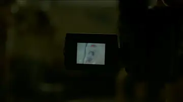 Zasłona do filmu "Oddaj ją" #548108