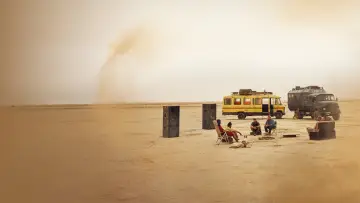 Zasłona do filmu "Sirāt" #1579613