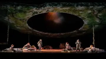 Zasłona do filmu "Royal Opera House 2023/24: Rusalka" #198025