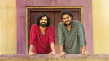 Zasłona do filmu "വർഷങ്ങൾക്ക് ശേഷം" #448643