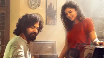 Zasłona do filmu "വർഷങ്ങൾക്ക് ശേഷം" #448645