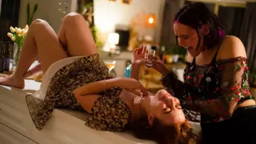 Zasłona do filmu "Lockdown Lovers" #1188700