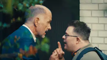 Zasłona do filmu "Ganzer halber Bruder" #575936