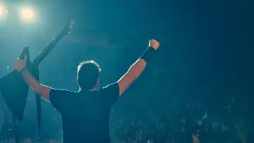 Zasłona do filmu "Hate to Love: Nickelback" #1040143
