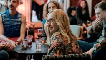 Zasłona do filmu "Kobieta z..." #487334