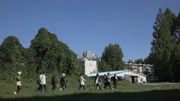 Zasłona do filmu "콘크리트 녹색섬" #1177163