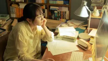Zasłona do filmu "違国日記" #476452