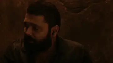Zasłona do filmu "ಸಪ್ತ ಸಾಗರದಾಚೆ ಎಲ್ಲೊ - ಸೈಡ್ ಬಿ" #467997