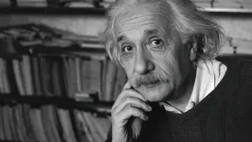 Zasłona do filmu "Einstein i bomba" #191485