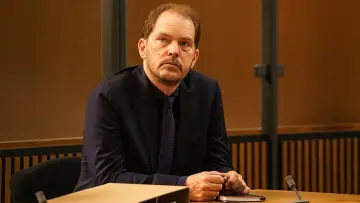 Zasłona do filmu "Sie sagt. Er sagt." #367400