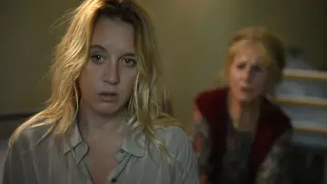 Zasłona do filmu "Kiedy nadchodzi jesień" #605269