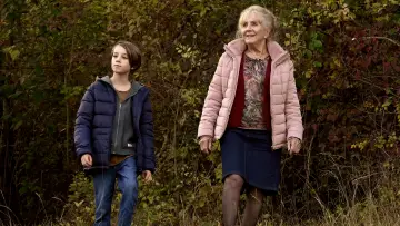 Zasłona do filmu "Kiedy nadchodzi jesień" #605271