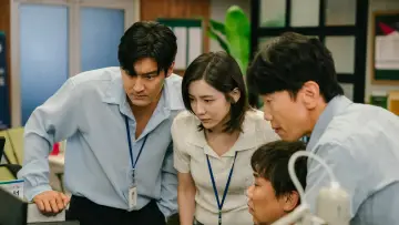 Zasłona do filmu "동화지만 청불입니다" #536988