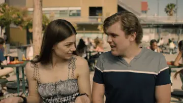 Zasłona do filmu "The Midway Point" #862316