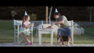 Zasłona do filmu "Οι Μονόκεροι Υπάρχουν" #467742