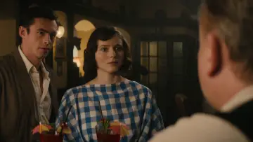 Zasłona do filmu "Wujowy Dwór" #550497