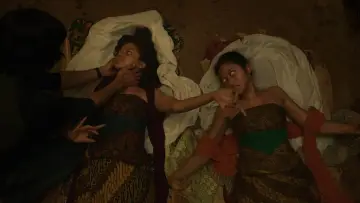 Zasłona do filmu "Badarawuhi di Desa Penari" #429861