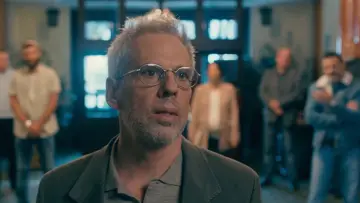Zasłona do filmu "צ