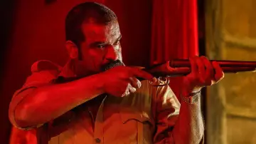 Zasłona do filmu "റൈഫിൾ ക്ലബ്ബ്" #884295