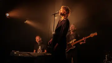Zasłona do filmu "Rickerl - Musik is höchstens a Hobby" #762096