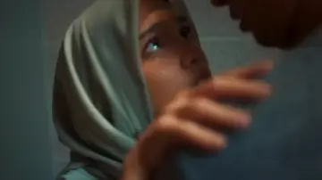 Zasłona do filmu "Ipar Adalah Maut" #502581