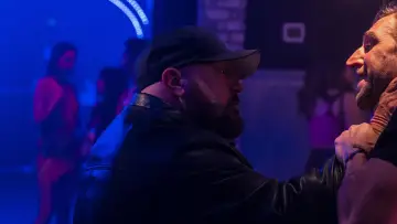 Zasłona do filmu "Guns Up" #559618