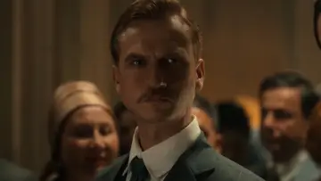 Zasłona do filmu "Atatürk 1881 - 1919" #438341
