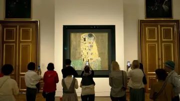 Zasłona do filmu "Klimt & The Kiss" #984925