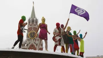 Zasłona do filmu "Pussy Riot, rage against Poutine" #1574538