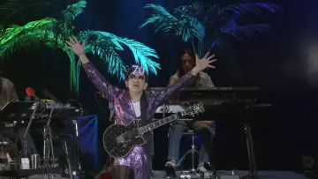 Zasłona do filmu "Super Best Live 2023 ULTRASEVEN-T" #491062