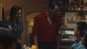 Zasłona do filmu "İstanbul Üçlemesi: Müzik" #458658