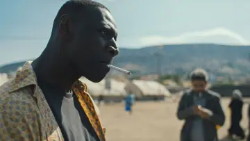 Zasłona do filmu "قضية الغرباء" #1844466