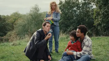 Zasłona do filmu "Żyć, umierać, odradzać się" #944025