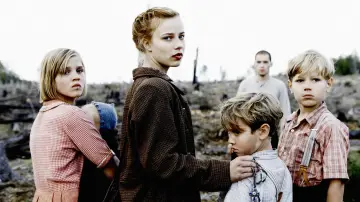 Zasłona do filmu "Lore" #708232