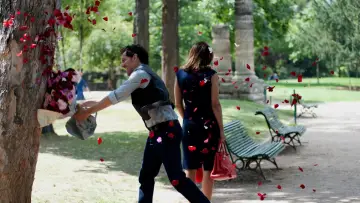 Zasłona do filmu "Szczęście nigdy nie przychodzi samo" #304788