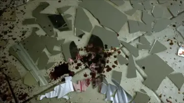 Zasłona do filmu "Uniwersalny Żołnierz: Dzień Odrodzenia" #711372