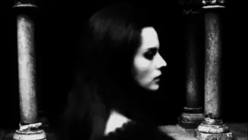 Zasłona do filmu "Cuadecuc, vampir" #1908836