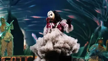 Zasłona do filmu "Björk: Cornucopia" #651839